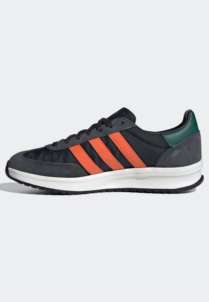 RUN 70S 2.0 Shoes - Image 6